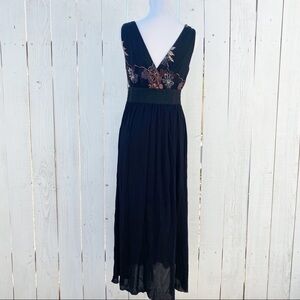 Lapis Black Maxi V neckline Size Medium